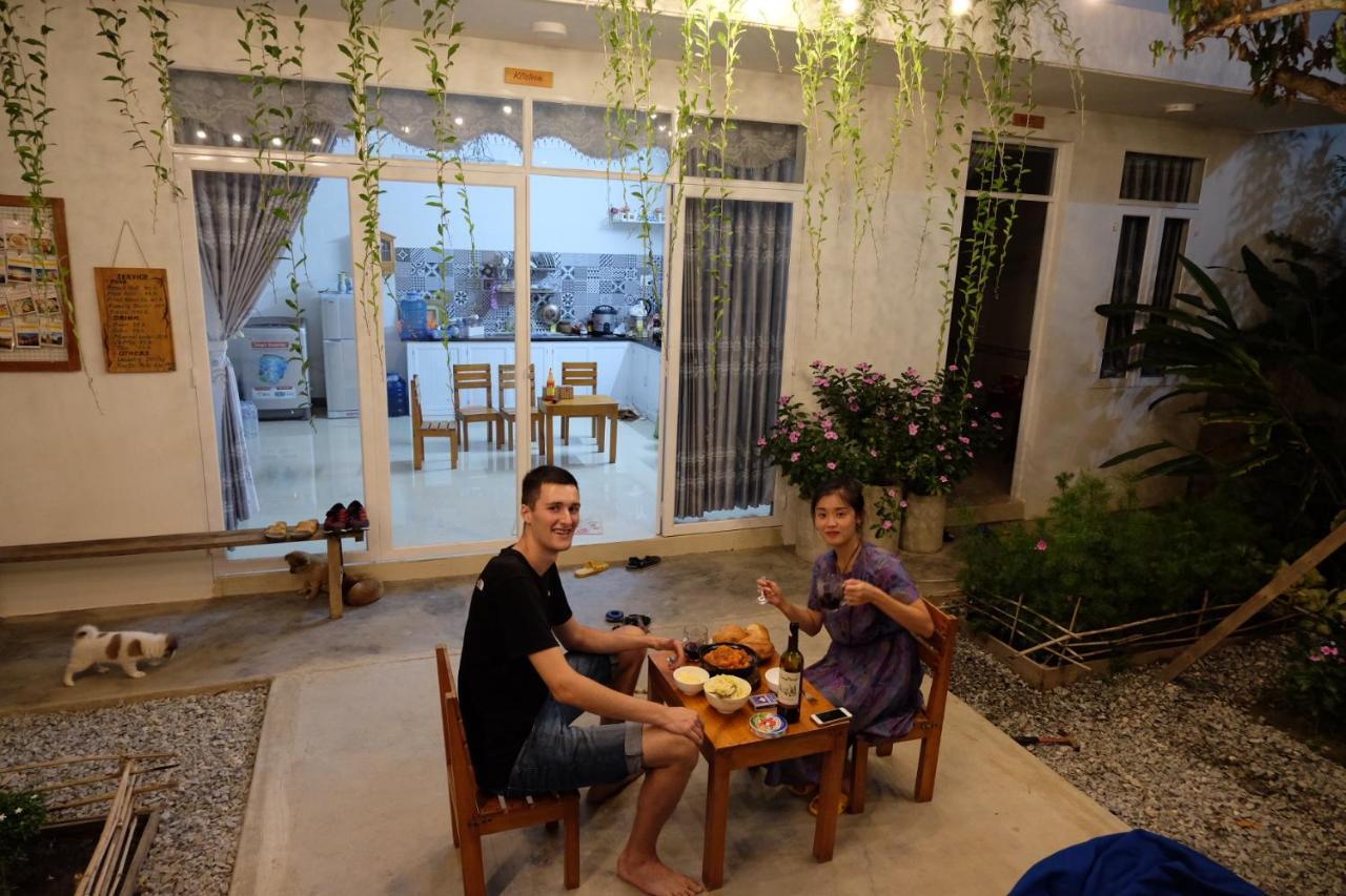 Kontum Home Sweet Homestay コントゥム エクステリア 写真