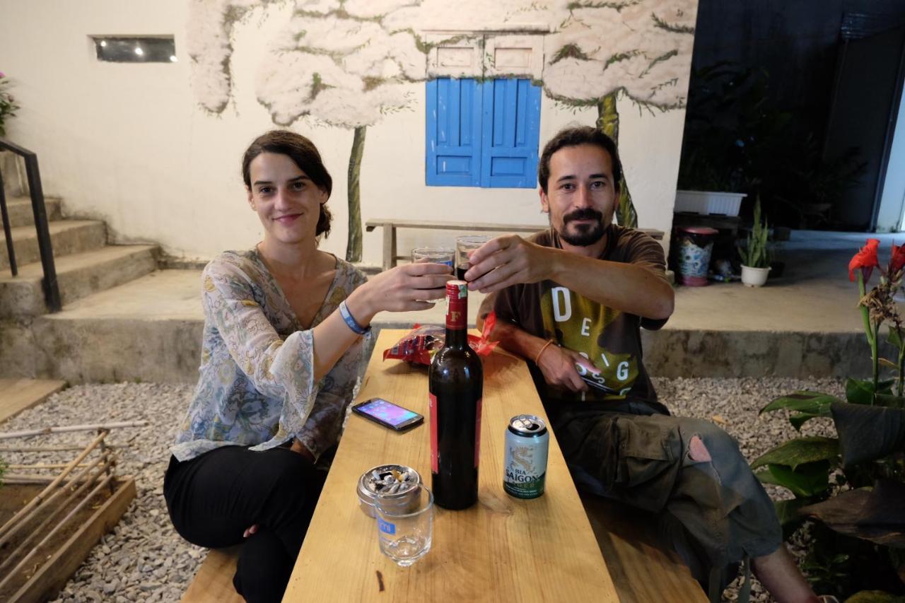 Kontum Home Sweet Homestay コントゥム エクステリア 写真